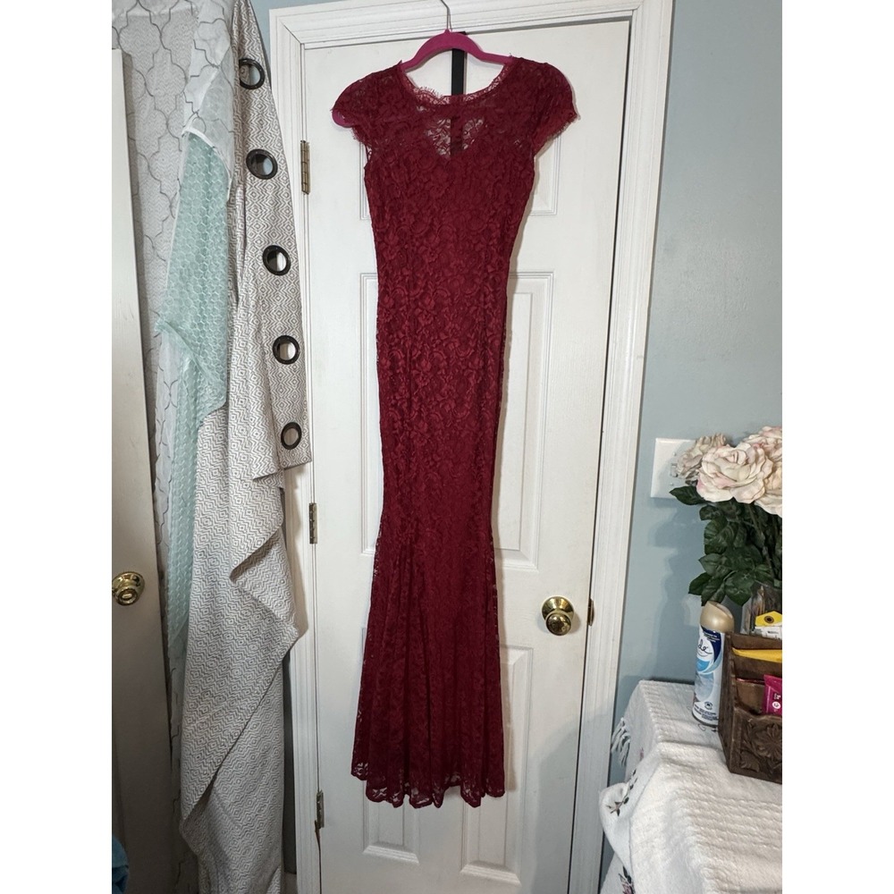Rephyllis Red Lace Mermaid Gown Cap Sleeve Size XS Formal Dance Prom Wedding